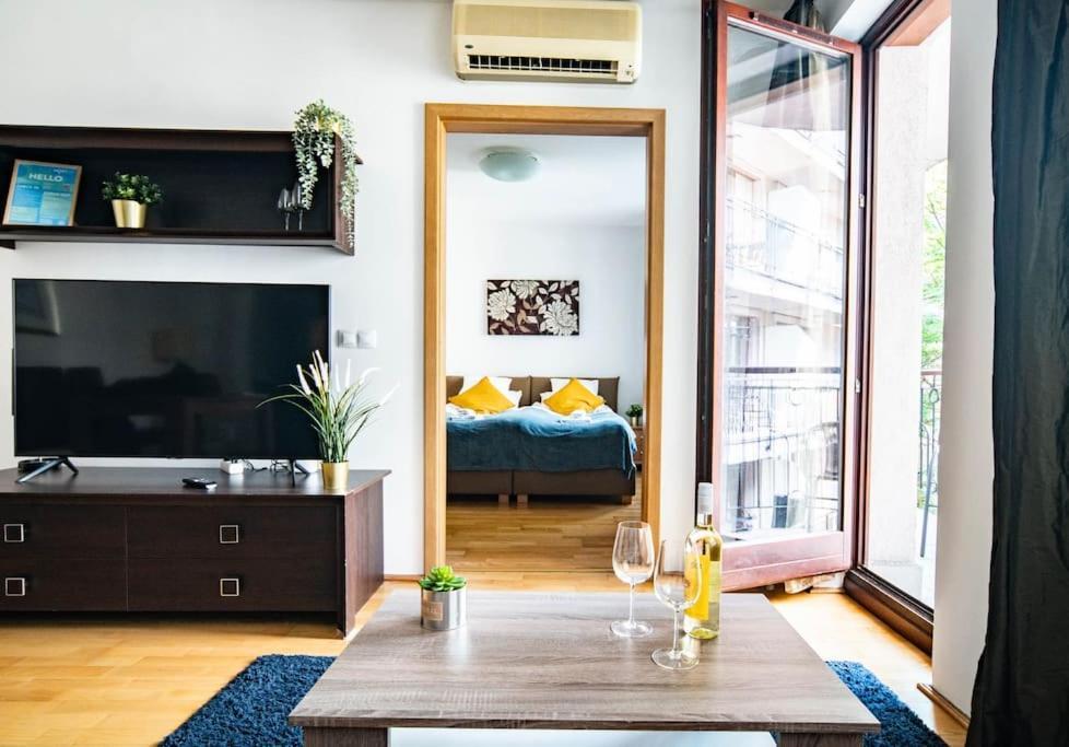 Free Parking! Soho Budapest 304, 4 Ppl, Ac, Fast Wifi, Smart Tv 外观 照片