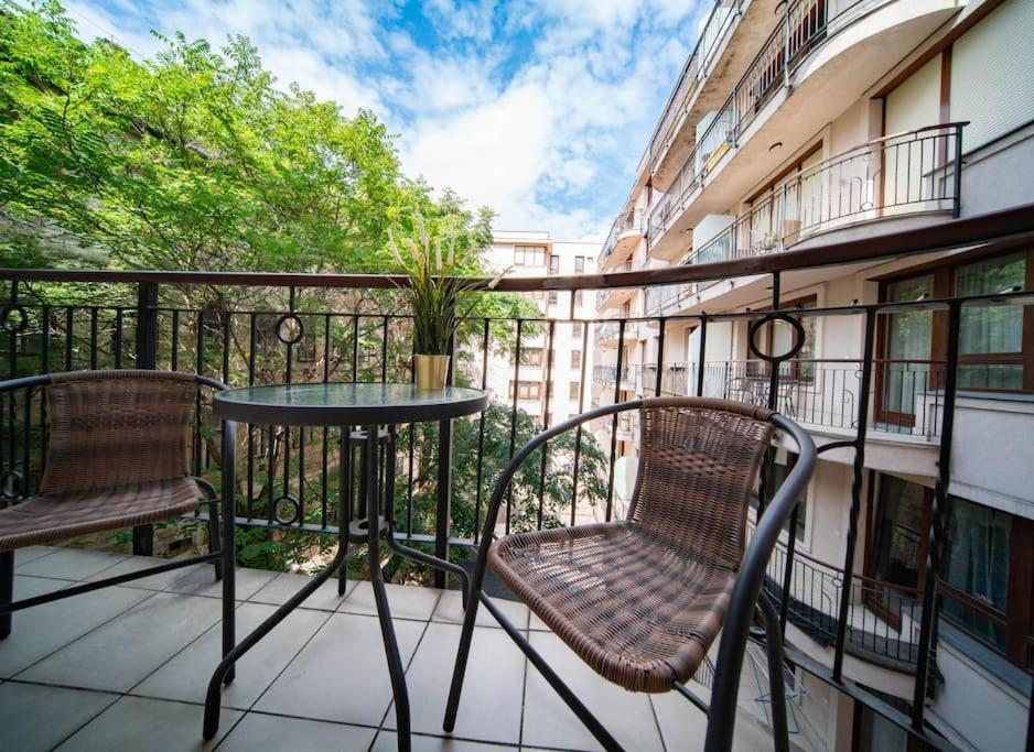 Free Parking! Soho Budapest 304, 4 Ppl, Ac, Fast Wifi, Smart Tv 外观 照片